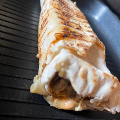 Finger-licking goodness awaits every day from 10am-6pm🔥 📍Sharada Phase II police station line, Kano. 📞 08027889996 (Mrs)