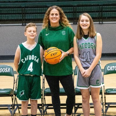 music lover 🎶 coffee drinker ☕ taco consumer 🌮  mom to the coolest kids EVER👩‍👧‍👦 daughter of a hall of fame coach 🏀 💚