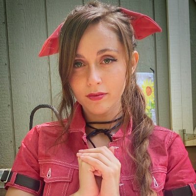 Hello, I’m Casey 💛 ~Twitch Partner, @CapcomUSA_ creator, Troll, Dog Mom, Final Fantasy & Zombie lover 💛 Dva🌻 Business Inquiries : MissCaseyDias.gg@gmail.com