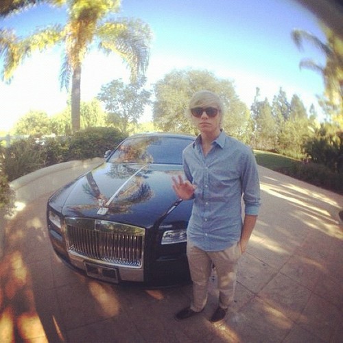 what did they call the australian burglar? the great barrier thief, aka @jakethrupp, the boy who stole our hearts! 13 loving & supporting jake