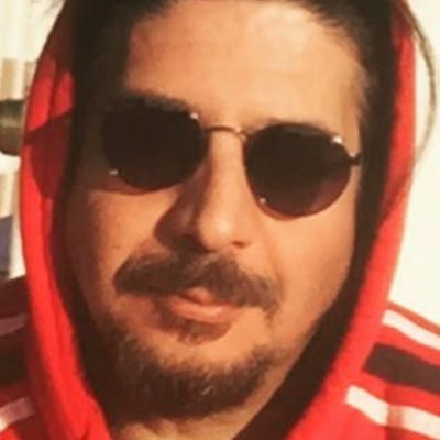 MGDK_05's profile picture. Laing der ki: “Öldüğünüzde ölü olduğunuzu bilmezsiniz. Bu sadece başkaları için zordur. Aynı şey salak olduğunuzda da geçerlidir.”