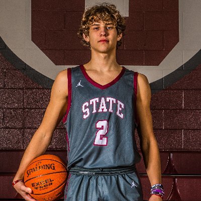 2025 6’6” Combo Guard 
AAU - #8 Team Final Red 17u EYBL Champs
HS - #2 State College Area High School 
3.7 GPA (Grad 2025)
charlieyartz@gmail.com