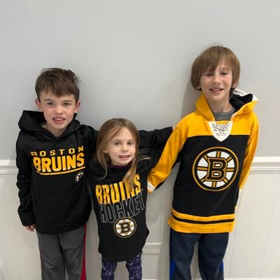 Husband/Dad to 3 kids (NHL Draft Eligible in 2031, 2033 & 2036).  VP of Communications & Content for @NHLBruins. PR alum of @NHLBlackhawks & @Chicago_Wolves