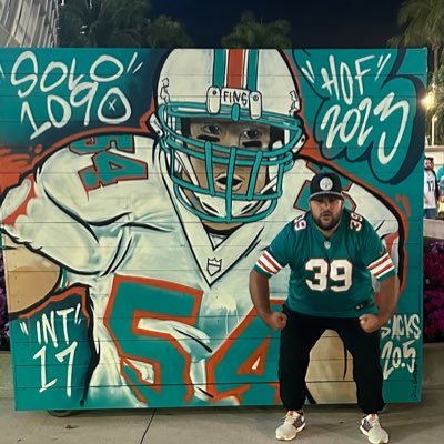 dandenyse3424's profile picture. Miserable Miami Dolphins Fan 🐬☝🏼