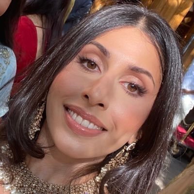 Davina_c's profile picture. Be juicy and stay woke.