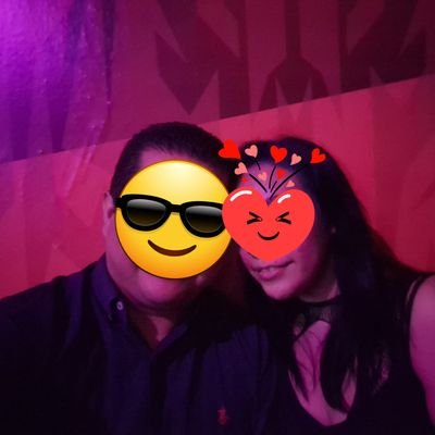 Pareja El - 40 Het, Ella - 35 Bi Pará experimentar cosas nuevas 😈❤️ Algun single con propuesta? 😈

Perfiles que no tengan foto real, bloqueados.