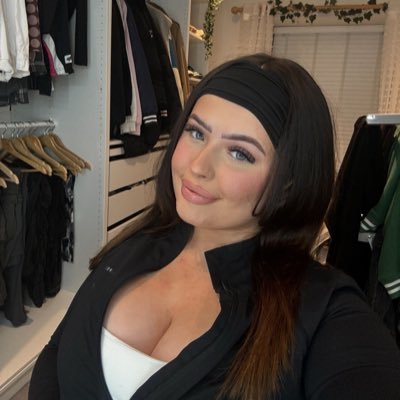 insta- jasminebradshaw_