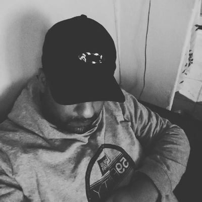 NaahMenezes2's profile picture. Oh, sweet death, one last caress
Misfits, essa música não é do Metallica porra