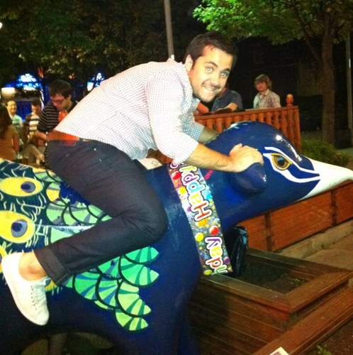 danielstewart1's profile picture. Doesn't trust people with crossed eyes or three legged dogs