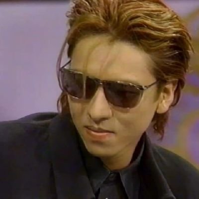 X JAPANファン歴十数年 🎶🌹💛 哲学を愛する外国人で、えっと、日本語が少し分かります。 #XJAPAN #Yoshiki #hide