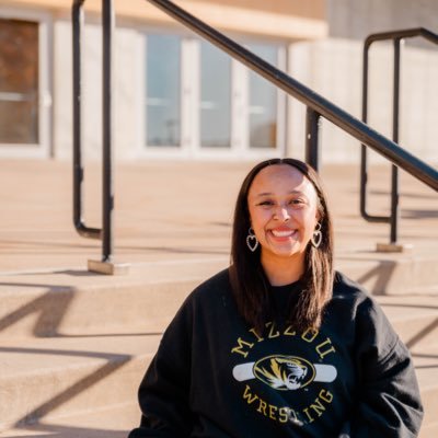 CoolIzabelle's profile picture. @UTKGradSchool Master’s Candidate | @mujschool alum| Wrestling Reporter for @mizzousi, Hawkeyes and Buckeyes On SI| KC/ATL