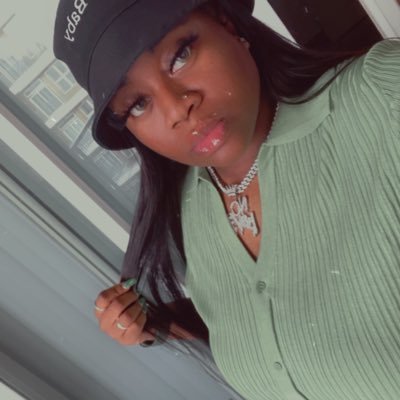 ShayLaw22__'s profile picture. Snapchat: shay_lawson 💕 Instagram: shaylaw__ 24Pisces ♓️😘