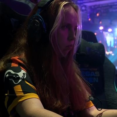 Aku_TFT's profile picture. peintre