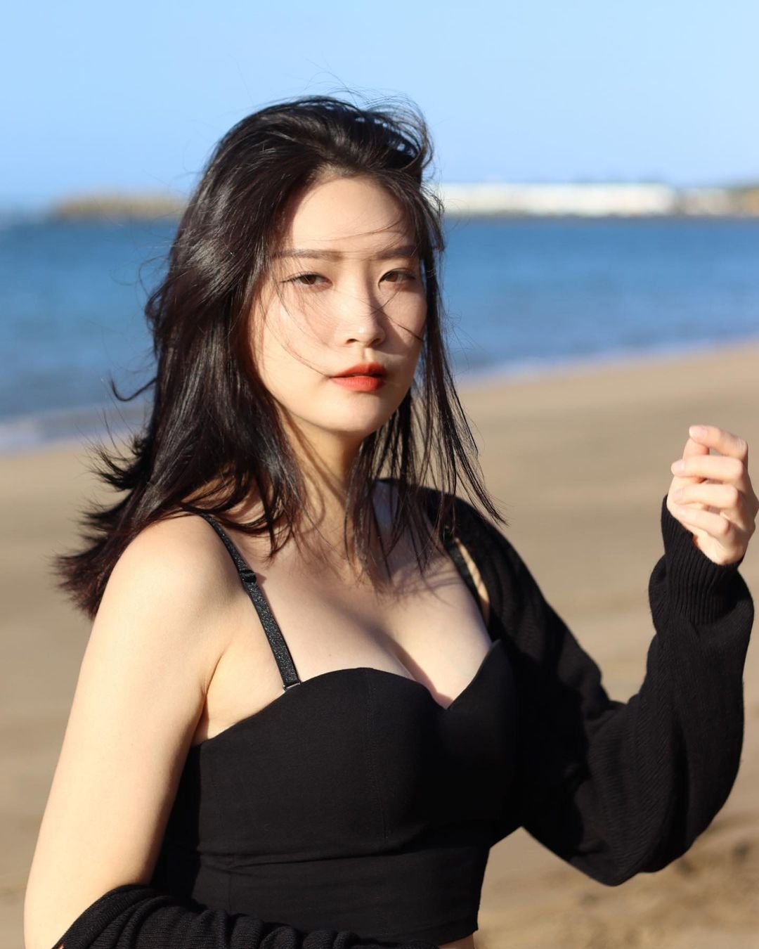 My name is Susan and I am 31 years old. Nice to meet you. I am from Taiwan and now I am in Seoul https://t.co/j1IgxkP2Ad
