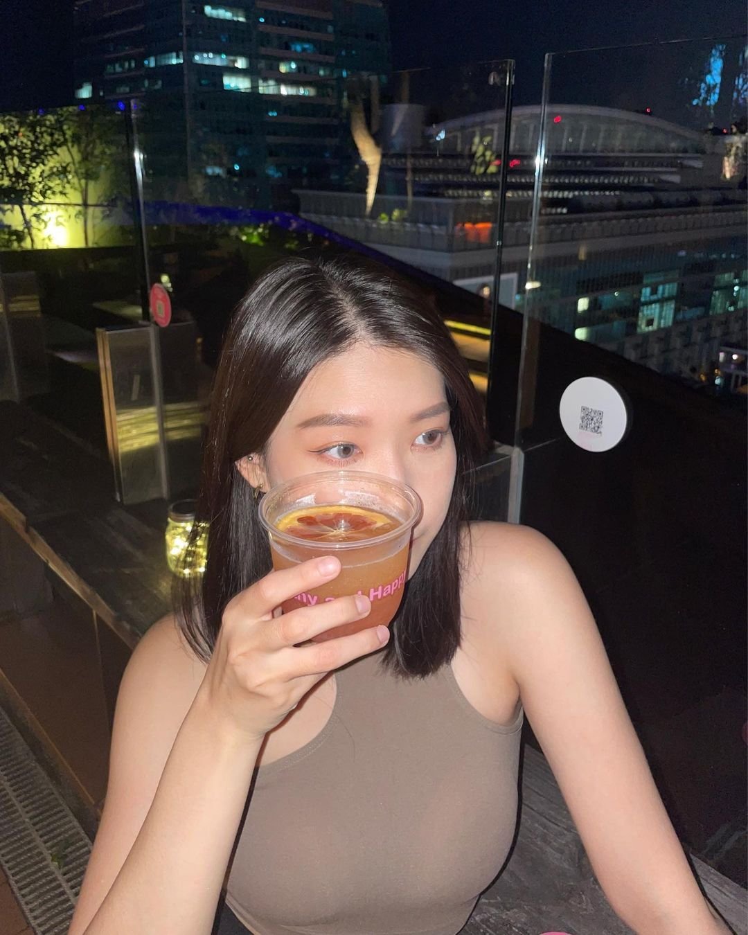 My name is Susan and I am 31 years old. Nice to meet you. I am from Taiwan and now I am in Seoul https://t.co/cr4HH4bjdB
