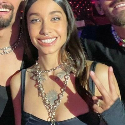 rooogut's profile picture. .