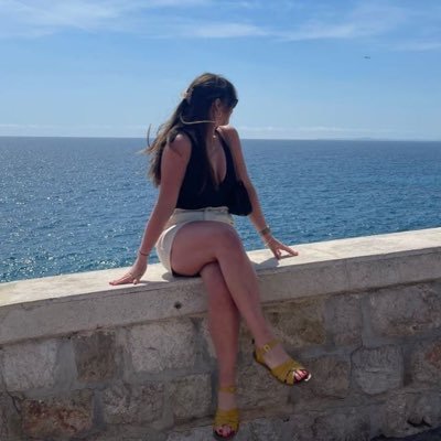 clodaghhhh's profile picture. I like running, reading and the radio. Director of communications and research @labour. She / Her.