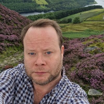 HadowTom's profile picture. Financial controller. 🇬🇧