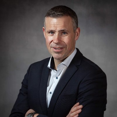 “The Maintenance Maestro”.Business owner, engineer, eternal student. Hurling goal coach, runner, and sports enthusiast. Multitasking like it's an Olympic sport!