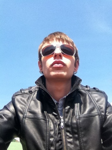 v_aniceto's profile picture. 