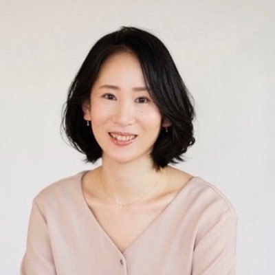 748XvmS9BY0xJtq's profile picture. 私は一人では退屈なので、チャットできるユーモアのある男性を探しています