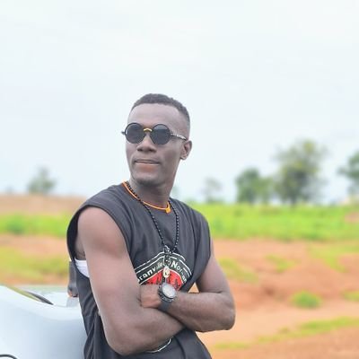 #Street_hustler.
🎮 Video game Lover
⚽️ Footballer.
♍ Virgo
27th August
IG. @nonsolito
free Lancer
Journalist ✍✍