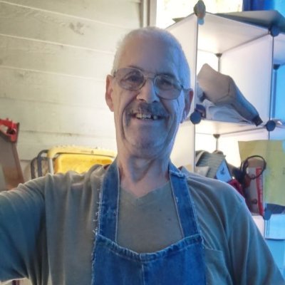 RinpocheNa17237's profile picture. Namaste, 
M/68 ISO likeminded individuals who share my Goal to live with love, compassion and kindness for the benefit of all sentient beings

Om Mani Padme hum