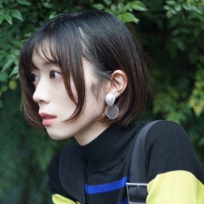 小山 梨奈 Profile