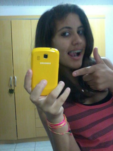 Se eu me acho ou não o problema é todo meu, cuida da sua propria vida que da minha cuido eu ♪ 
Muitos acreditam em sorte, eu acredito em Deus !