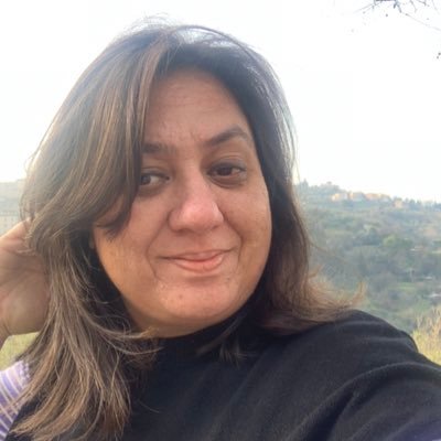 @KhadijaA1917