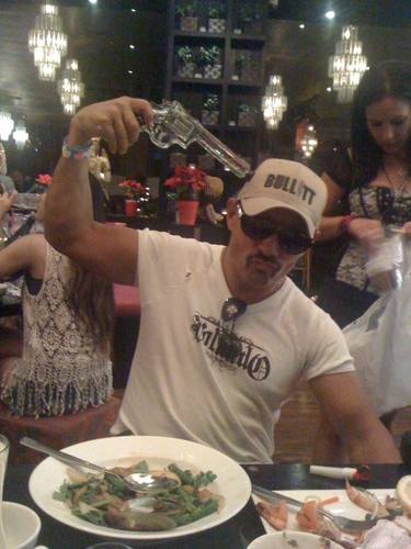 PaulyFenech's profile picture. flex master.