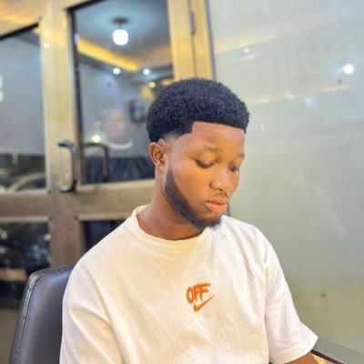 4pf_kobbyRhymes's profile picture. It has been God since day one ☝️. KBT🦅 🎧 4EVeR .     Deals in all kinds of apple  gadgets . Loc: @Adum PZ