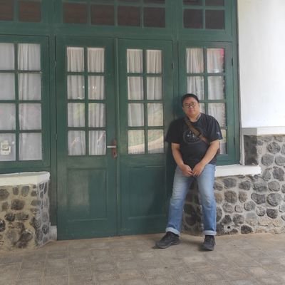 Berusaha menghargai pendapat yg berbeda, tp tdk utk YG PENTING BEDA dan merasa paling benar
Y6HLZSQH