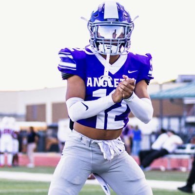 Amayas02's profile picture. @McMURRYFOOTBALL