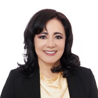 #Immigration & #FamilyLaw Attorney, Advocate, @AILANational Past President, #Immigrant, Woman, Boss, Blogger, Runner, & Wine Enthusiast. Opinions are my own.