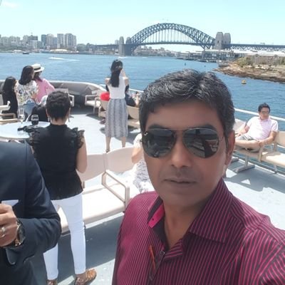 Regional Director at AusPak International, representative of Australian universities.

Co-founder https://t.co/qgjA09lWus
An e-commerce platform.

CEO, RIZ9 fze