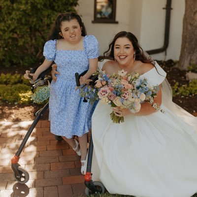 girlinthemitten's profile picture. james 1:27 | wife | mama | mitten state | travel