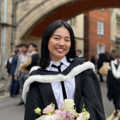 dphil in german @uniofoxford. prev @cambridge_uni. words in @voguegermany @theisismagazine @phimagazine. 🇯🇵🇨🇳🇩🇪. she/her