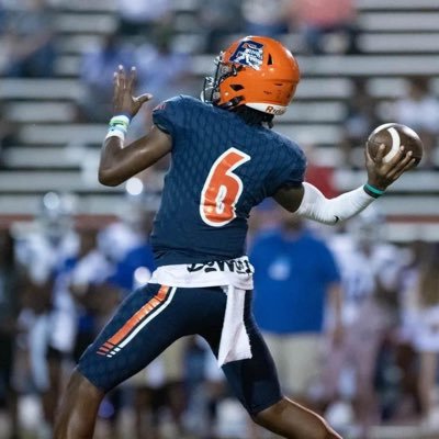 Anthony Hall ‘24 🎓/ Escambia High School 🐊/ 🏈 QB / 6’3 185 lbs / ⚾️ P & Outfielder / LLDEEZY 💔🕊