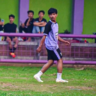 mal15996's profile picture. 