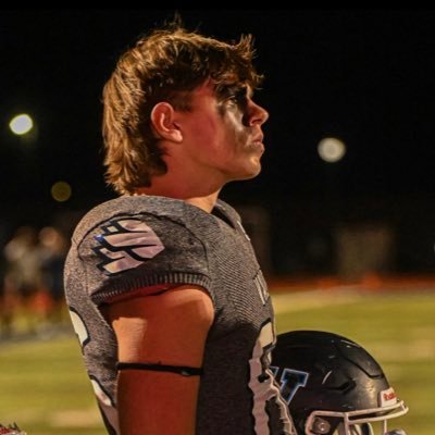 Valor Christian High School 2025 | 6’3” 220 lbs | Football #86 DE/TE | Rugby #5 Lock/Prop | GPA 3.5 | email: elliot.smyth@govalor.com