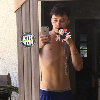 J_apaxx's profile picture. 