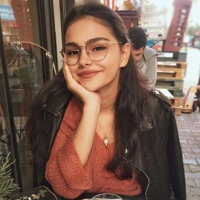 ZeynepAkp1nar's profile picture. 