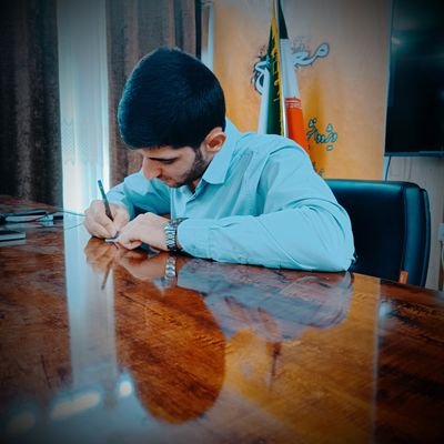 عمری که در راه مبارزه با باطل صرف نشود به هیچ نمی ارزد...