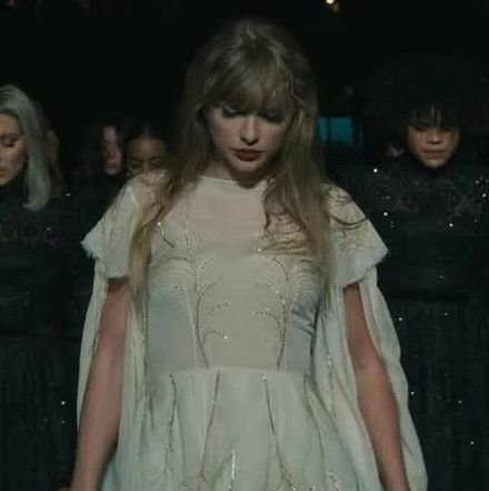 swiftingsly's profile picture. seeing taylor 17/8/24 !! 🤎🤍
𝑓𝑜𝑙𝑘𝑙𝑜𝑟𝑒