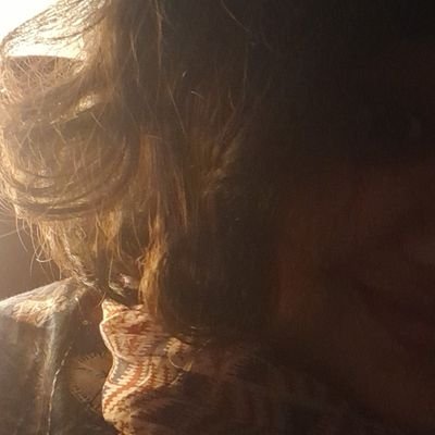 sakishqi's profile picture. 