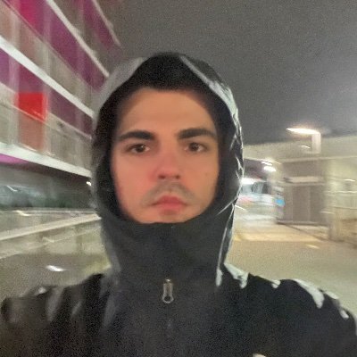 gabpetre's profile picture. 