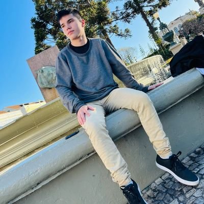 Raphinhawoo's profile picture. 1,54 👨‍⚕️