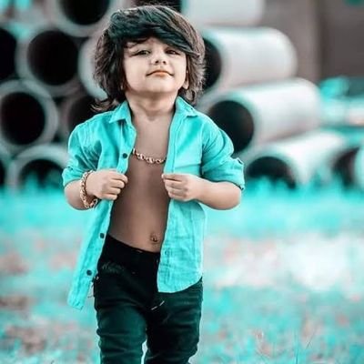 Madhu85633624's profile picture. ವಿದ್ಯೇ ಎಂಬ ಹೂವಿಗೆ ವಿದ್ಯಾರ್ಥಿಯೇ ದುಂಬಿ....