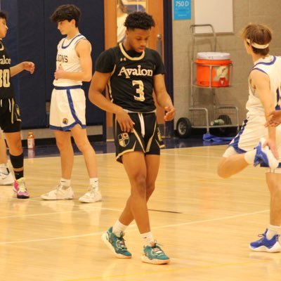 senior - 6’1  2-way guard at The Avalon School - 3.8 GPA. 30ppg  4apg 2rpg